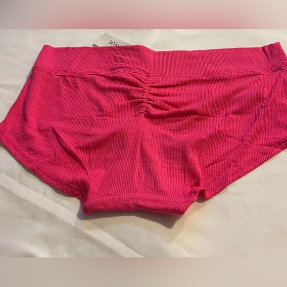 Sz M la vie en rose hiphugger pink panty NWT - Picture 2 of 3